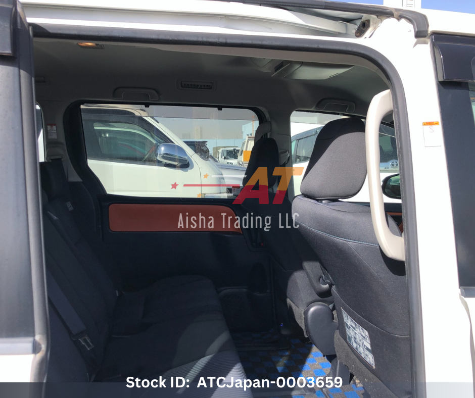 2015 Toyota Voxy